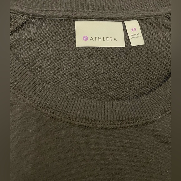 Athleta XS Black Long Sleeve Running Shirt - Picture 4 of 4